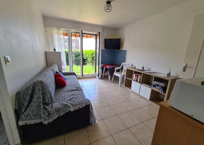 Appartamento Jardin Vue Et Parking Prive Numerote