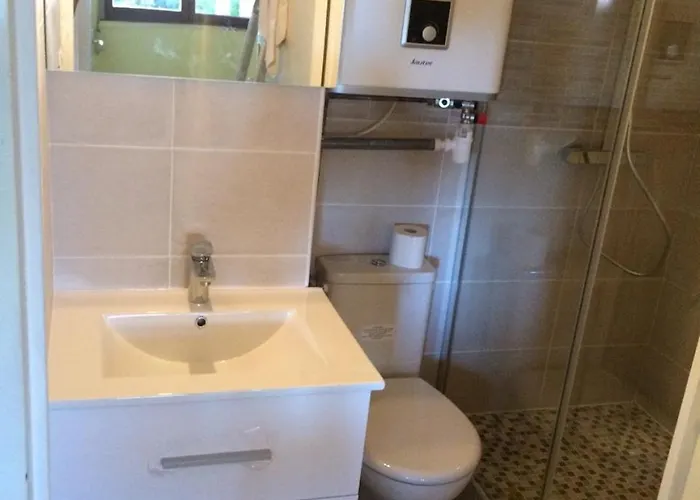 Appartamento Jardin Vue Et Parking Prive Numerote